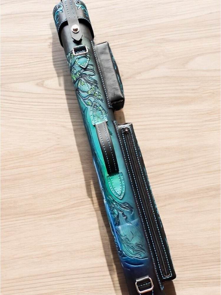 Side view of Yoda leather cue case with sci-fi artwork