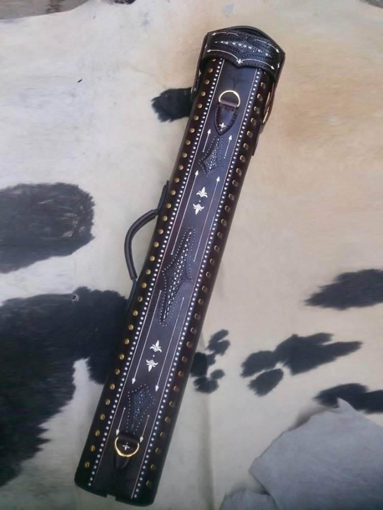 Brogue I Single Tone handtooled leather cue case with handcolored finish and worldwide express shipping