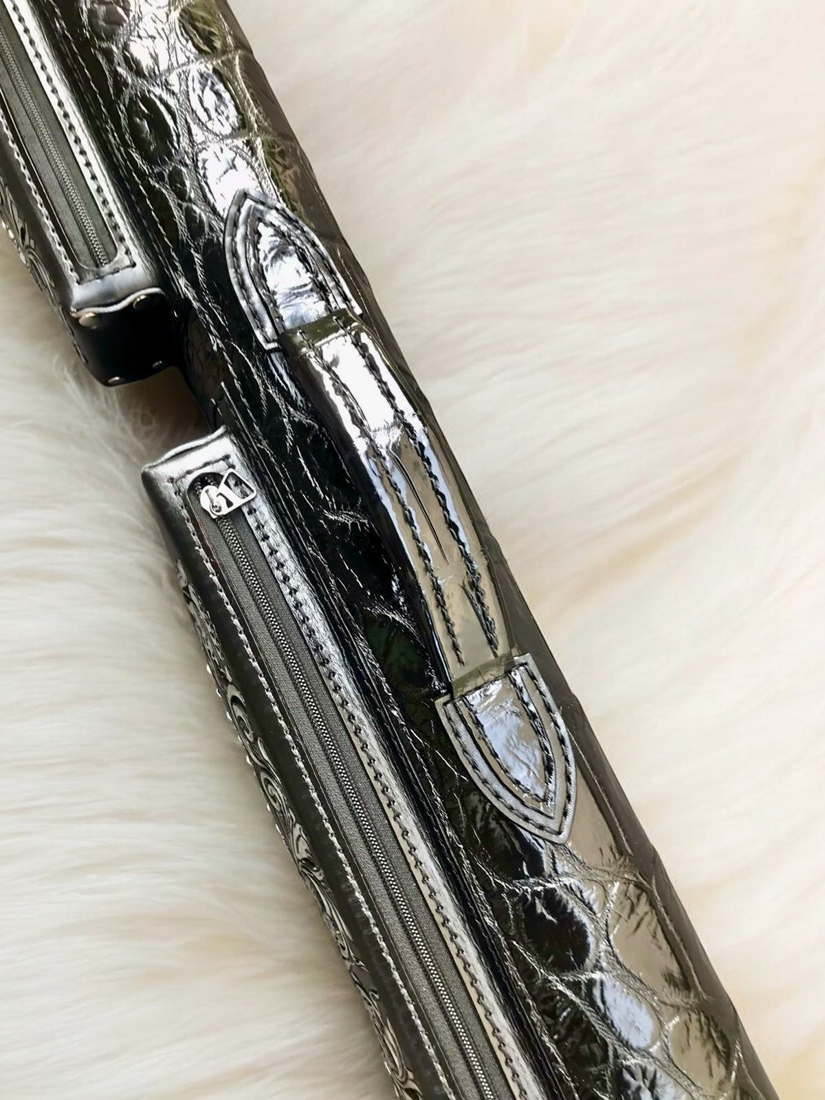 Crocodile Black Custom Cue Cases