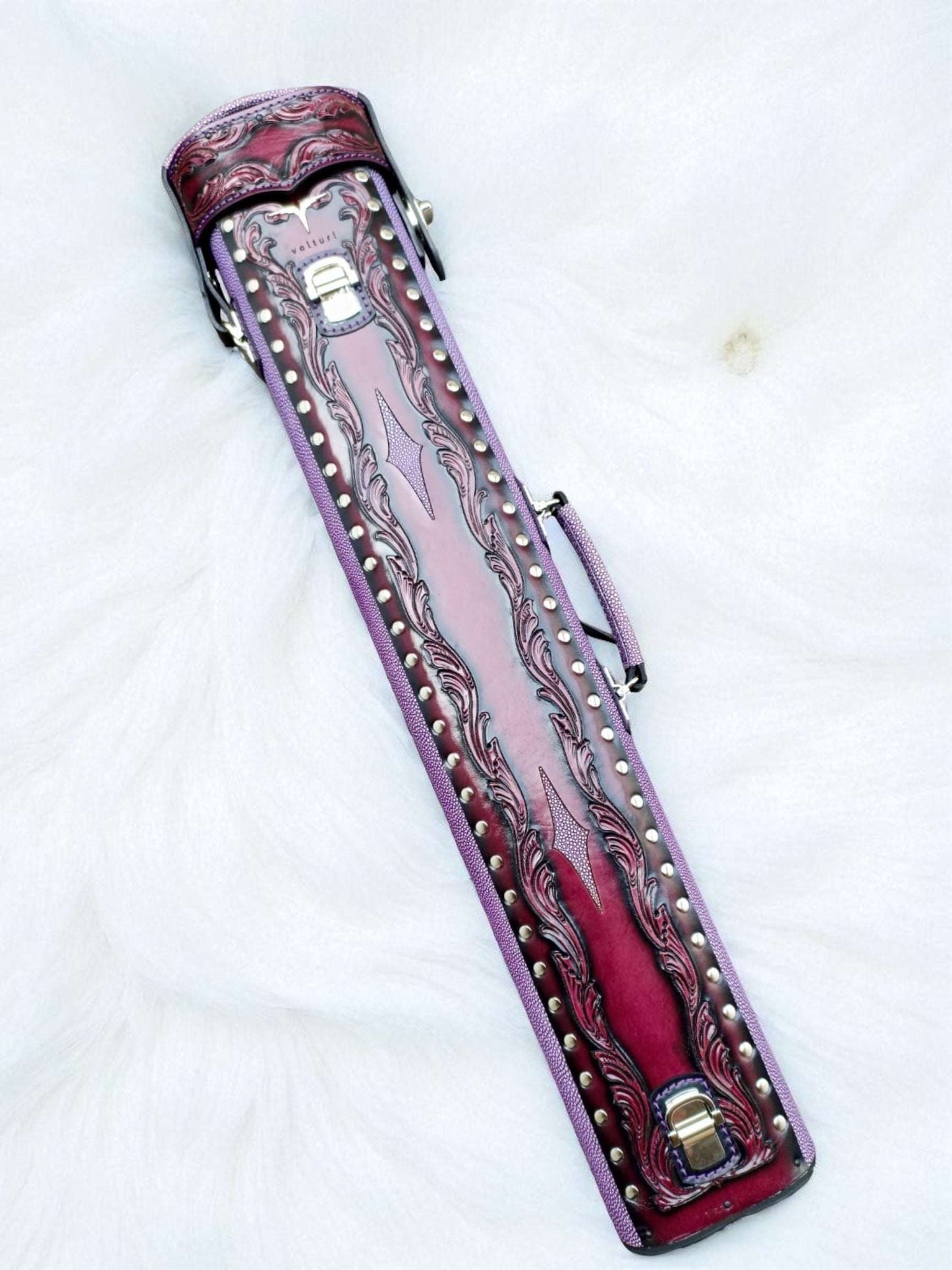 Throne Stingray Leather Cue Case