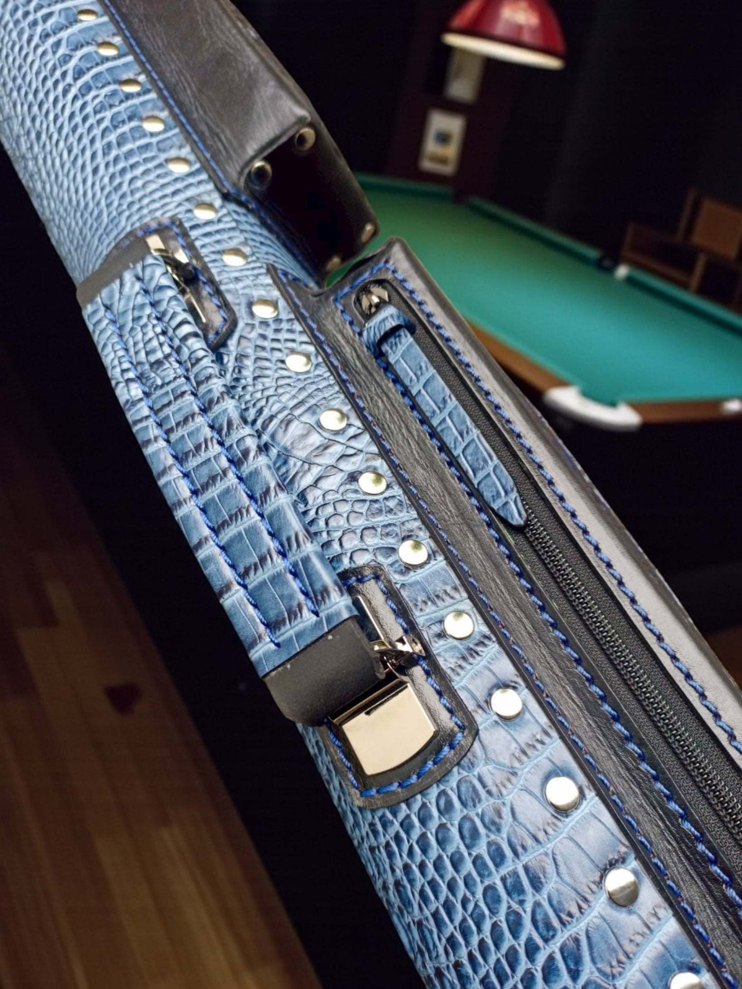 Vicri Crocodile Leather Cue Case