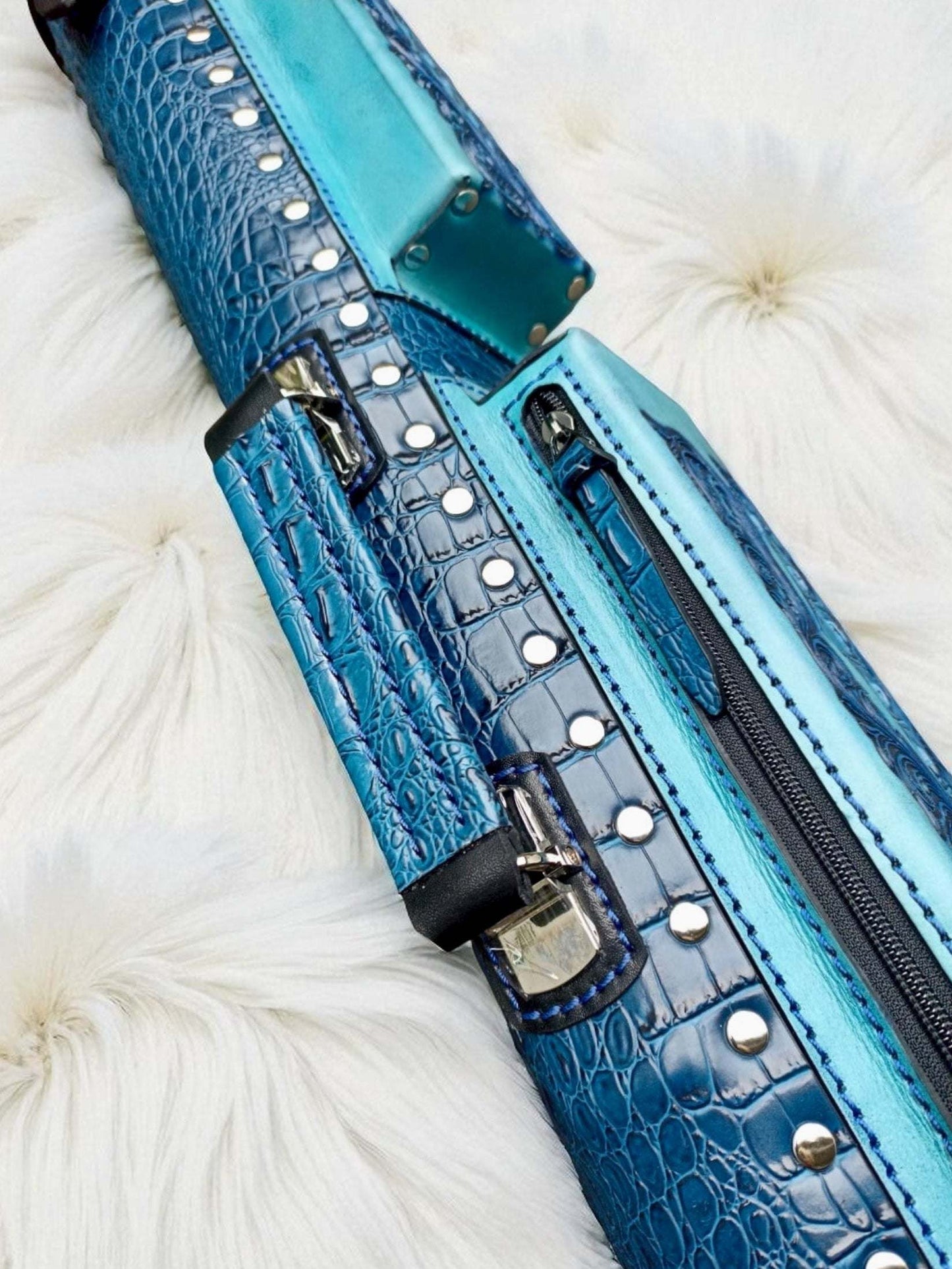 Vicri Crocodile Leather Cue Case